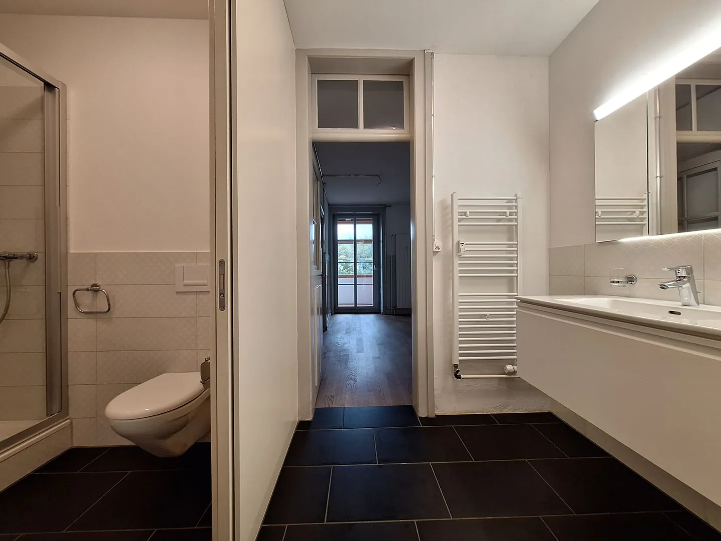 Stilvolle 4.5-Zimmer-Altbauwohnung im Aarberger Stedtli! - Foto 4 von 11