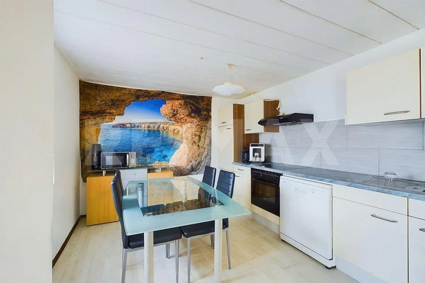 Houses with two apartments and panoramic view immersed in greenery - Photo 12 of 13