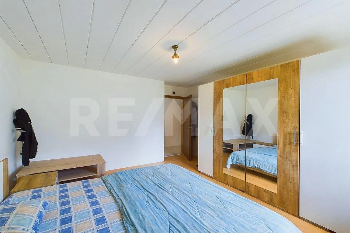 Houses with two apartments and panoramic view immersed in greenery - Photo 13 of 13
