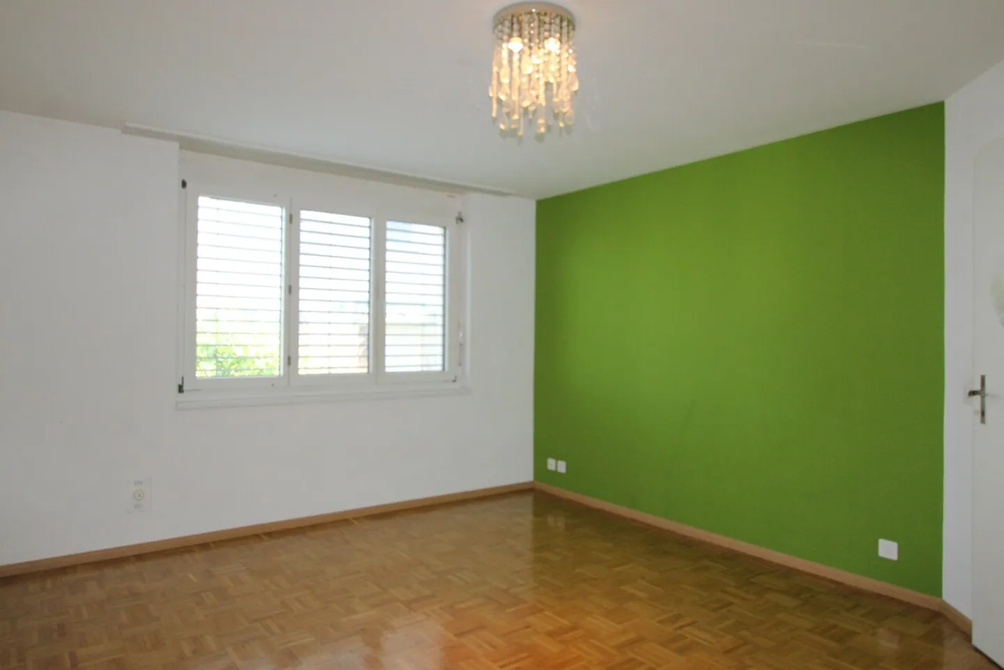 Five Rooms, Large Terrace and Dreamlike View! - Photo 8 of 17