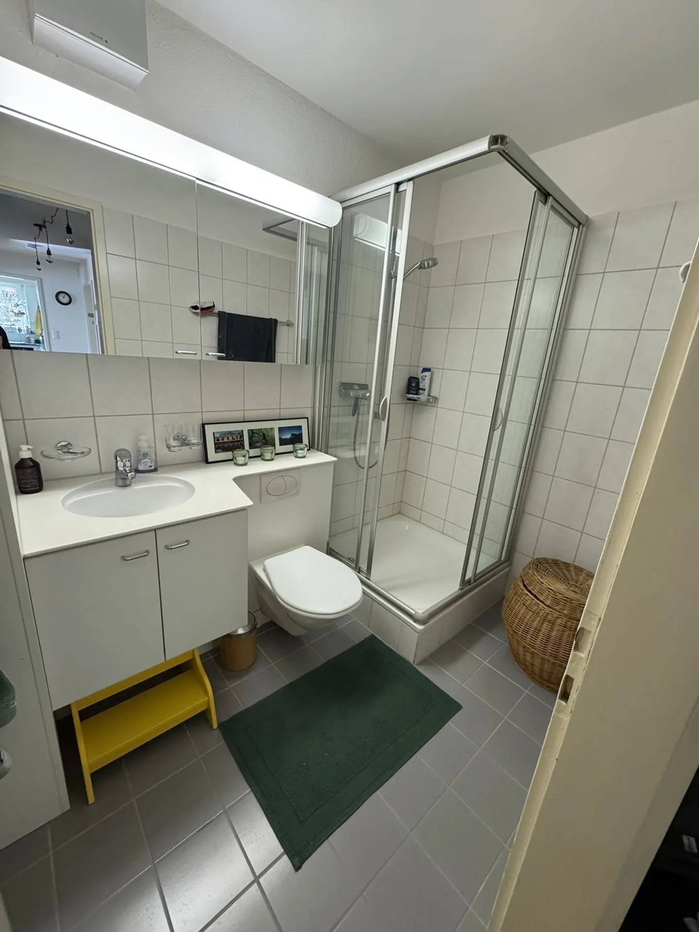 APPARTEMENT 3½ PIÈCES À WINTERTHUR - VELTHEIM, MEUBLÉ, TEMPORAIRE - Photo 7 sur 10