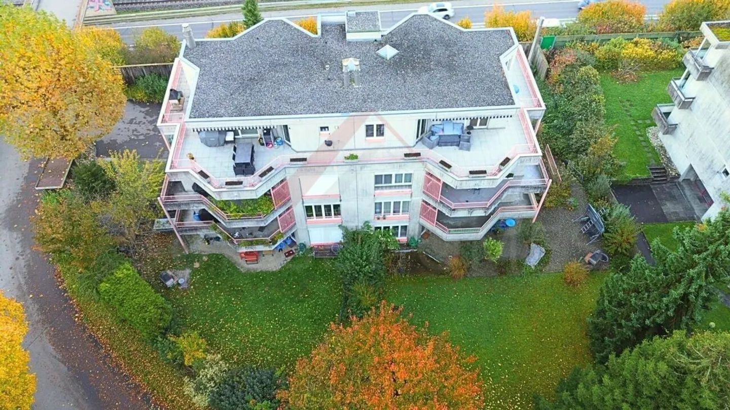 Ihr neues Zuhause auf 126 m² - stilvolle 5.5-Zimmer-Wohnung in Huttwil - Foto 15 von 17