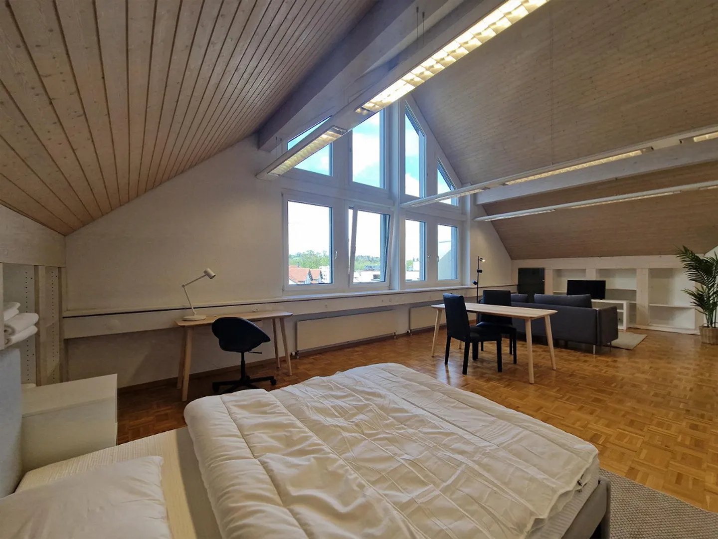 Monolocale arredato con vari vantaggi! - Foto 8 di 10