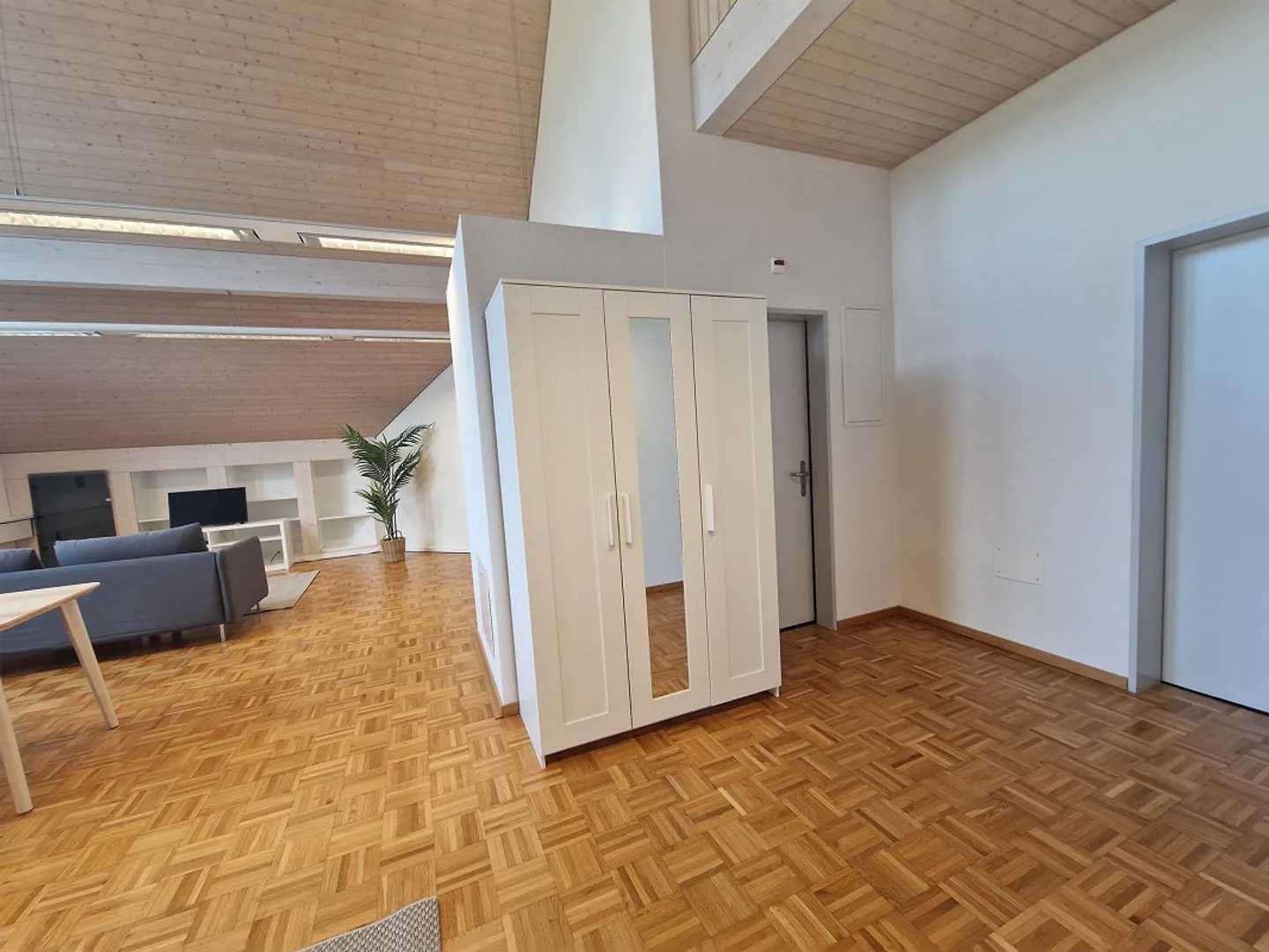 Monolocale arredato con vari vantaggi! - Foto 10 di 10