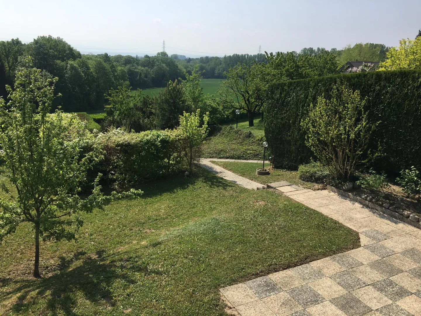 Beautiful terraced house with an independent studio in Genolier - Photo 4 of 9