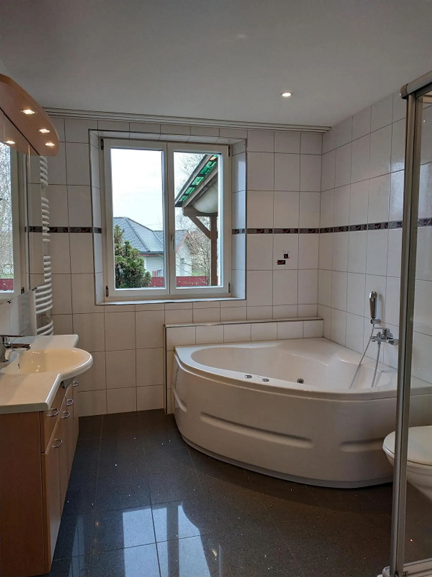 Nouvel appartement dans une vieille maison - Photo 2 sur 14