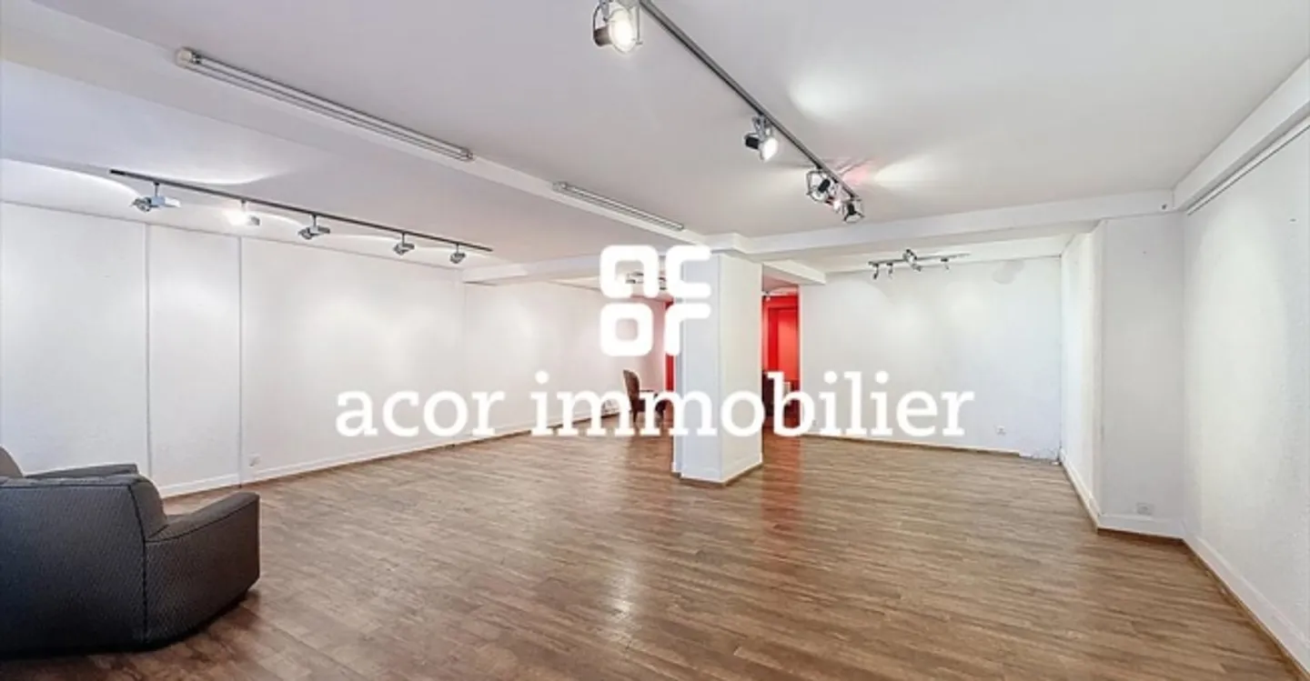 Immeuble mixte à louer - Photo 2 sur 5