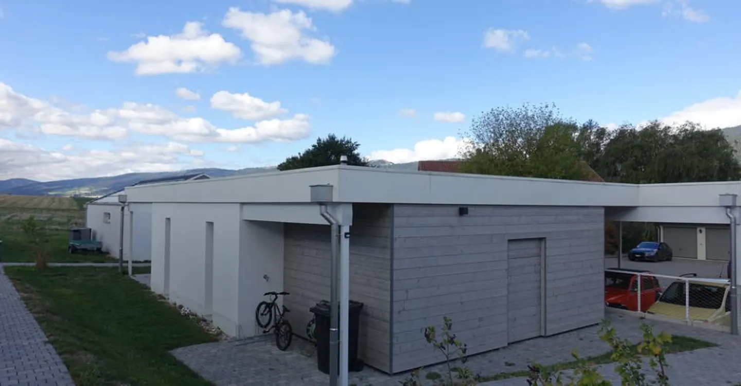 Charming Semi-Detached House - Photo 10 of 10