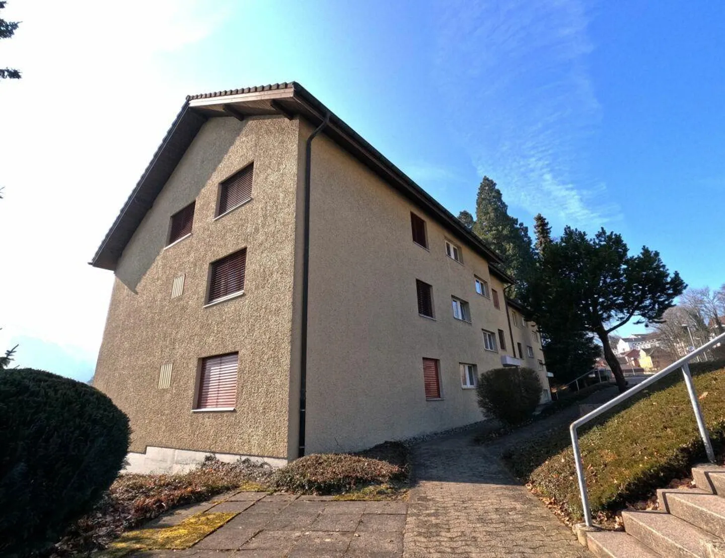 Charmante Wohnung in Degersheim - Foto 1 von 11