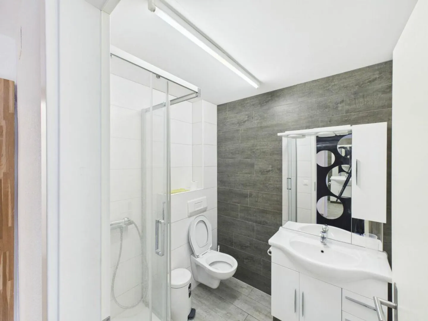 Maison multifamiliale moderne - Photo 5 sur 7