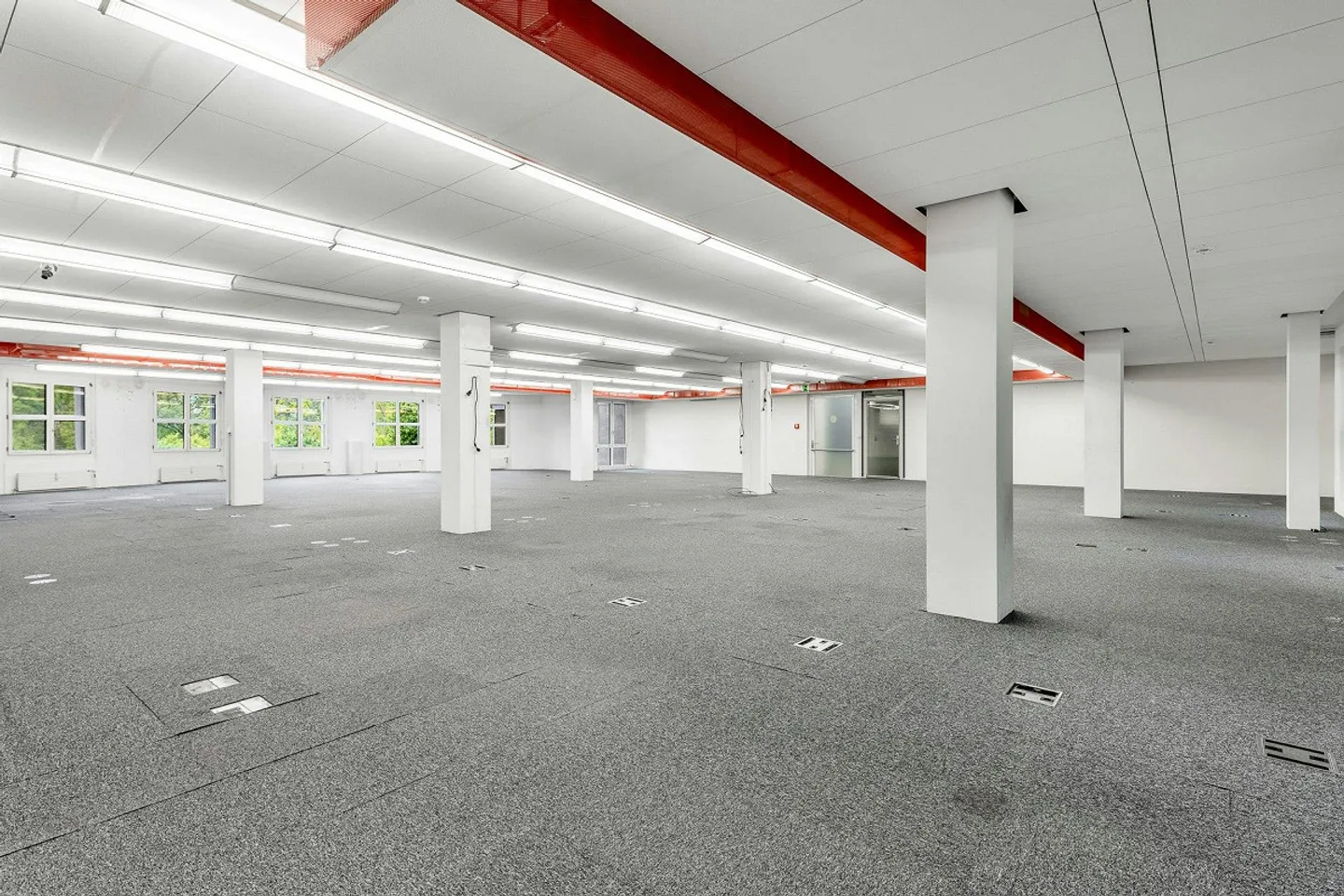 PLAZA | Spazio commerciale con potenziale - 350 m² per la tua attività - Foto 4 di 6