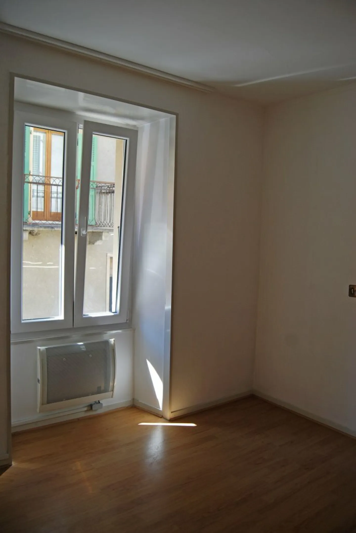 Appartamento 3.5 camere affascinante - Foto 6 di 9