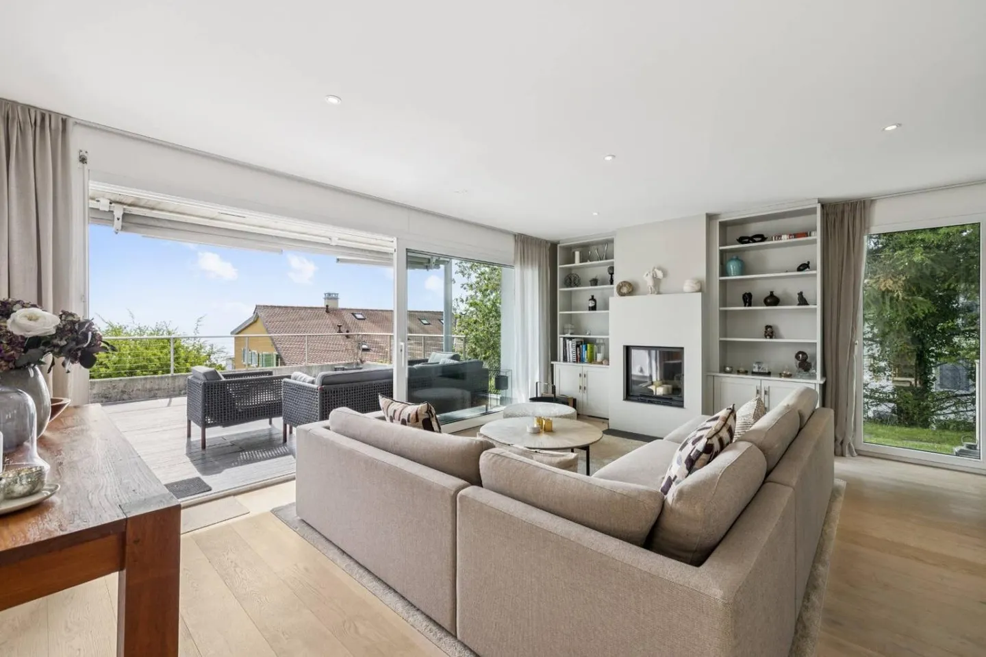 Modernes Reihenhaus mit Aussicht - Foto 5 von 13