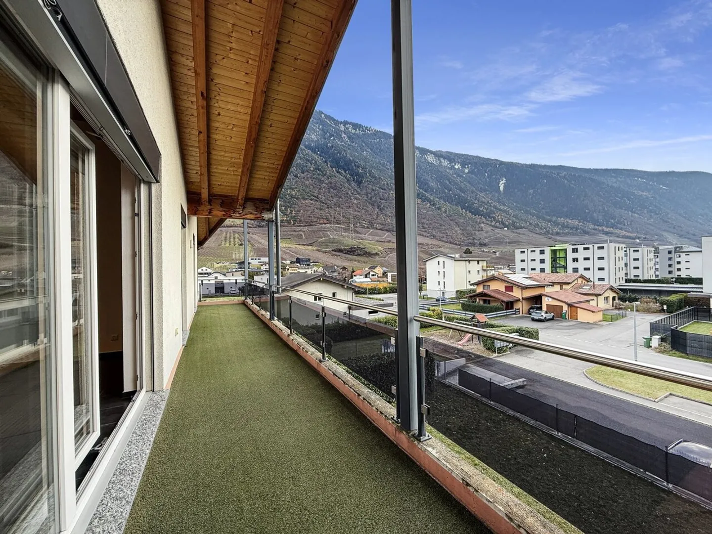 3.5 p. con vista aperta e volume! - Foto 4 di 12