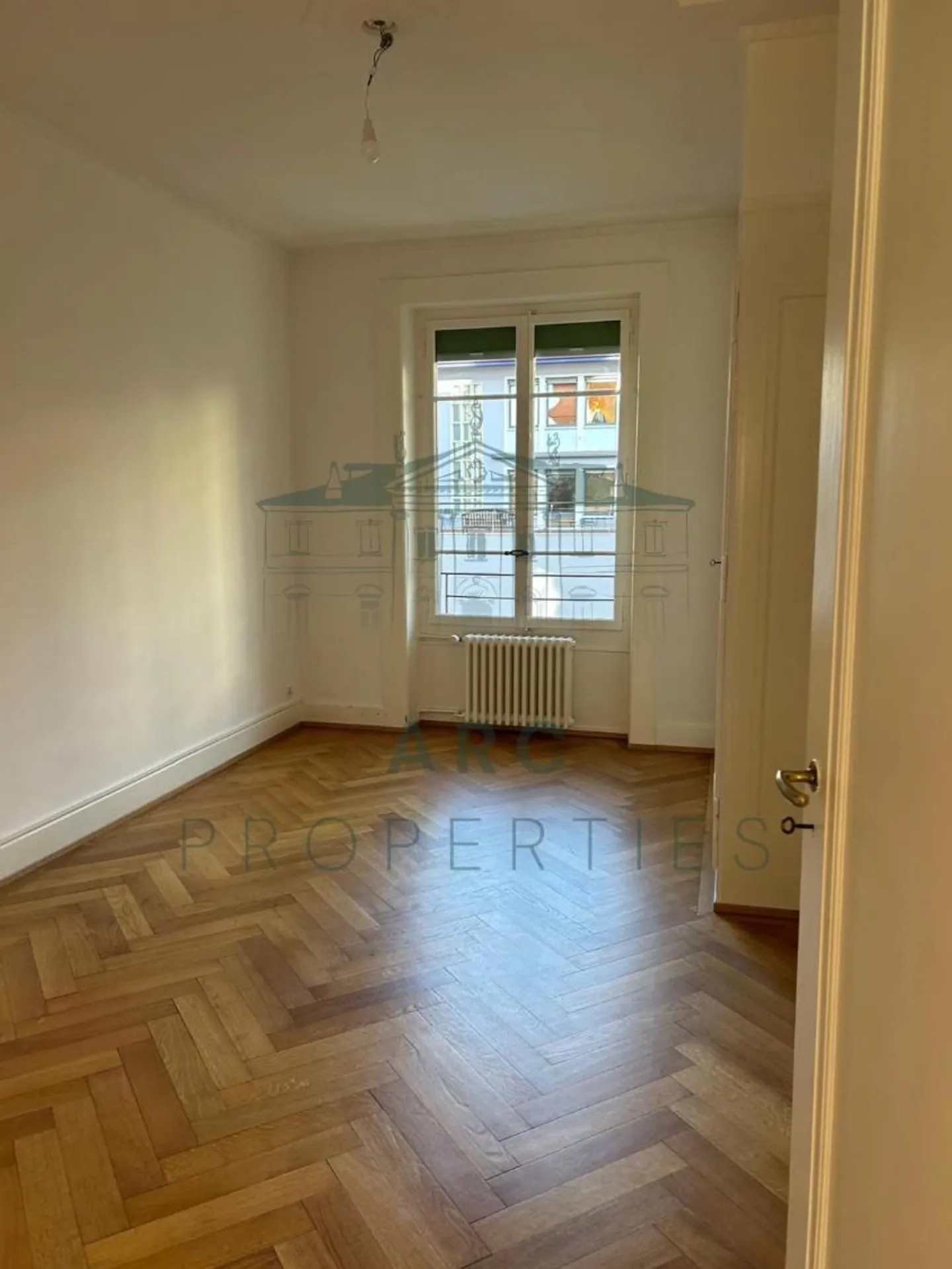 GENEVA - APPARTAMENTO SUBLIME CON BALCONE - Foto 3 di 3