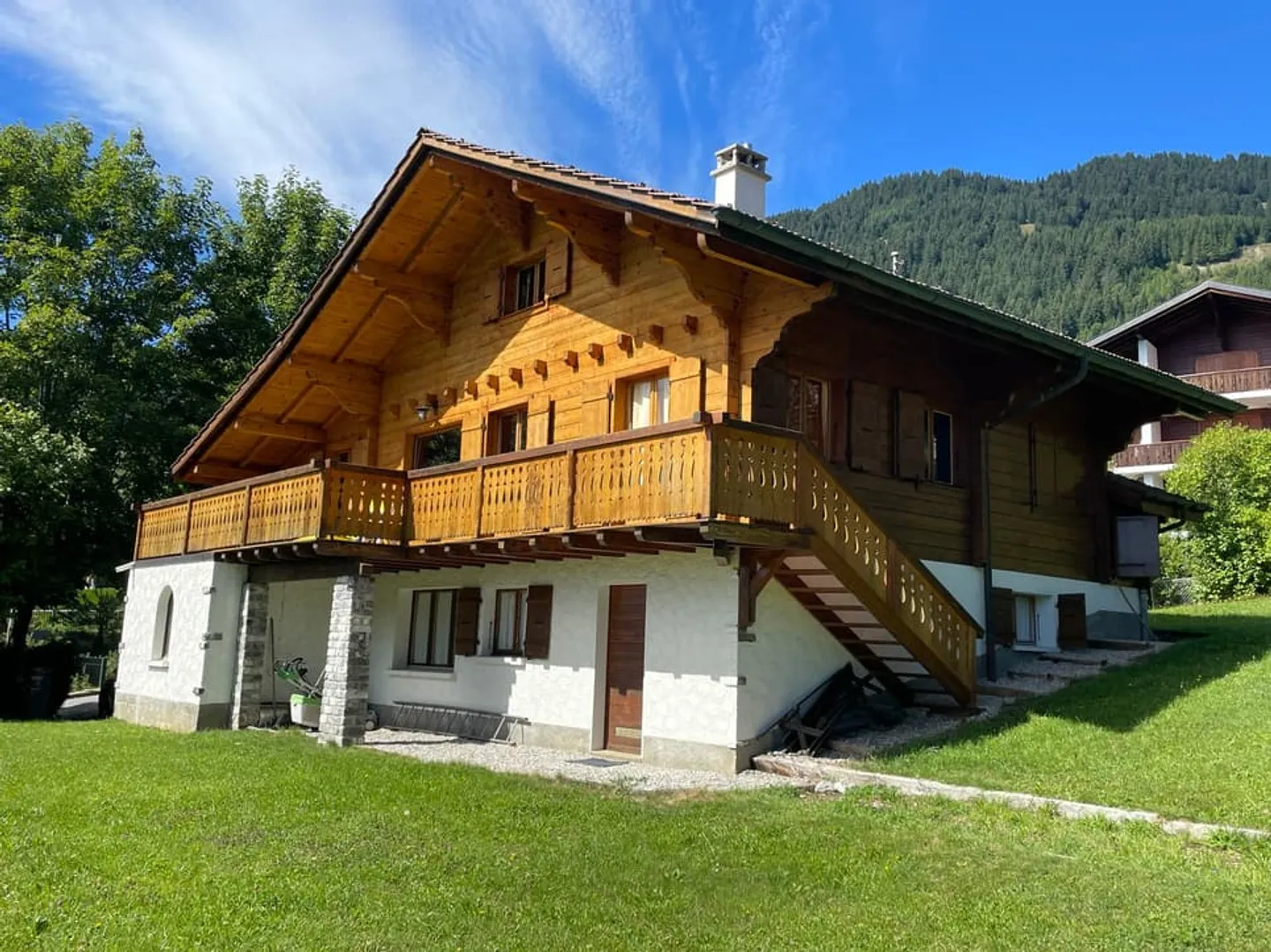 Beau chalet à proximitié du ski - Foto 1 von 13