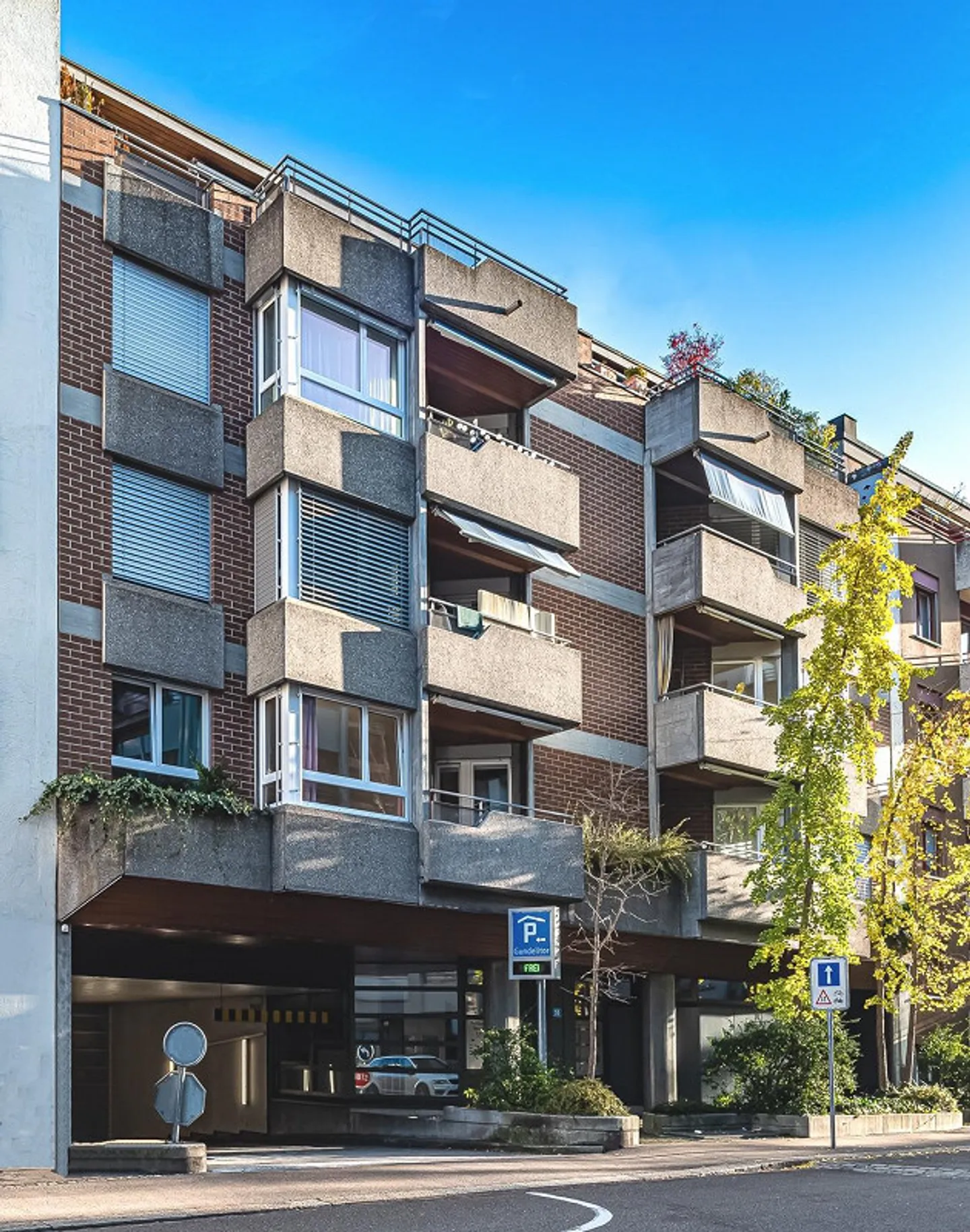 Votre nouveau chez-vous dans une rue latérale calme - Photo 1 sur 5