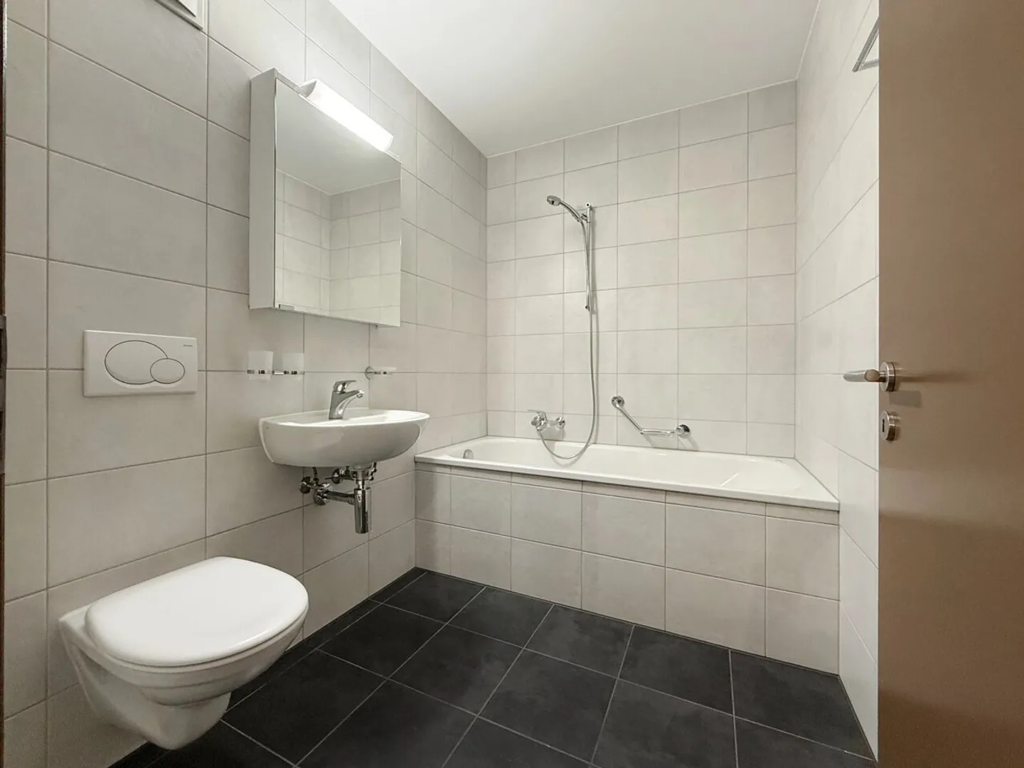 3.5 p. con vista aperta e volume! - Foto 12 di 12