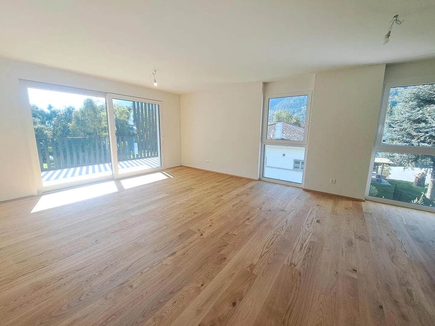 Magnifico appartamento nuovo di 3,5 locali con balcone - Foto 1 di 18