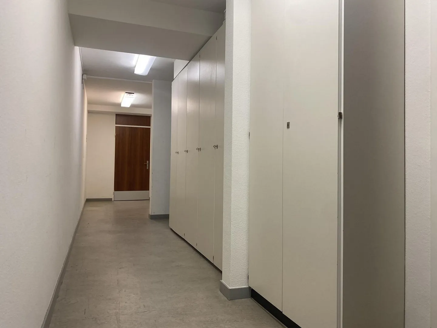 Spazio ufficio con aree divisibili 92 - 148m² - Foto 7 di 13