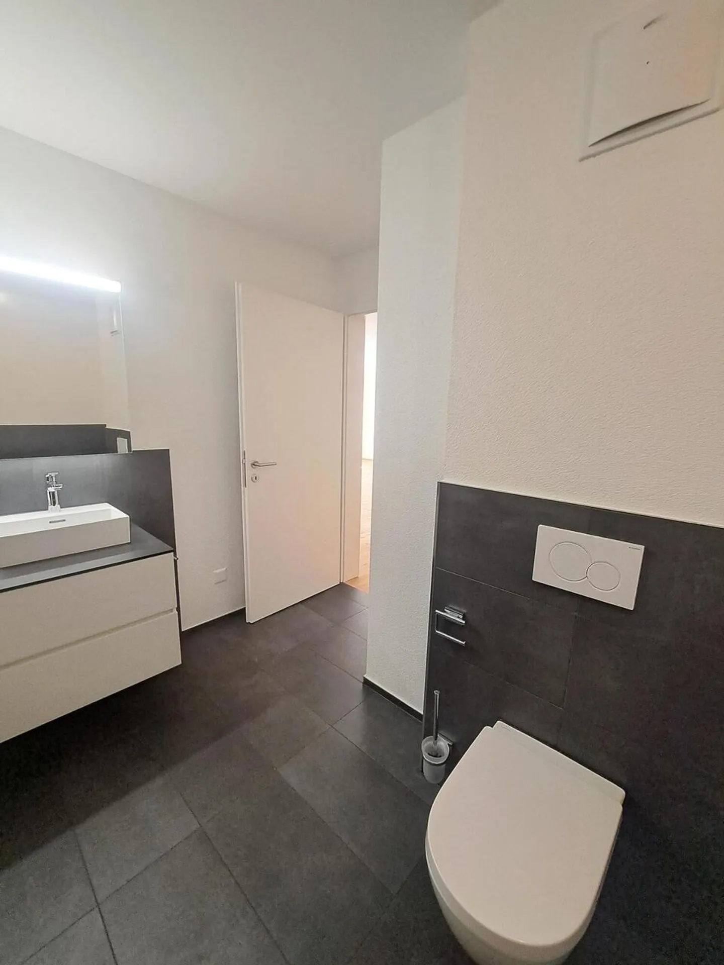 Magnifico appartamento nuovo di 3,5 locali con balcone - Foto 6 di 18