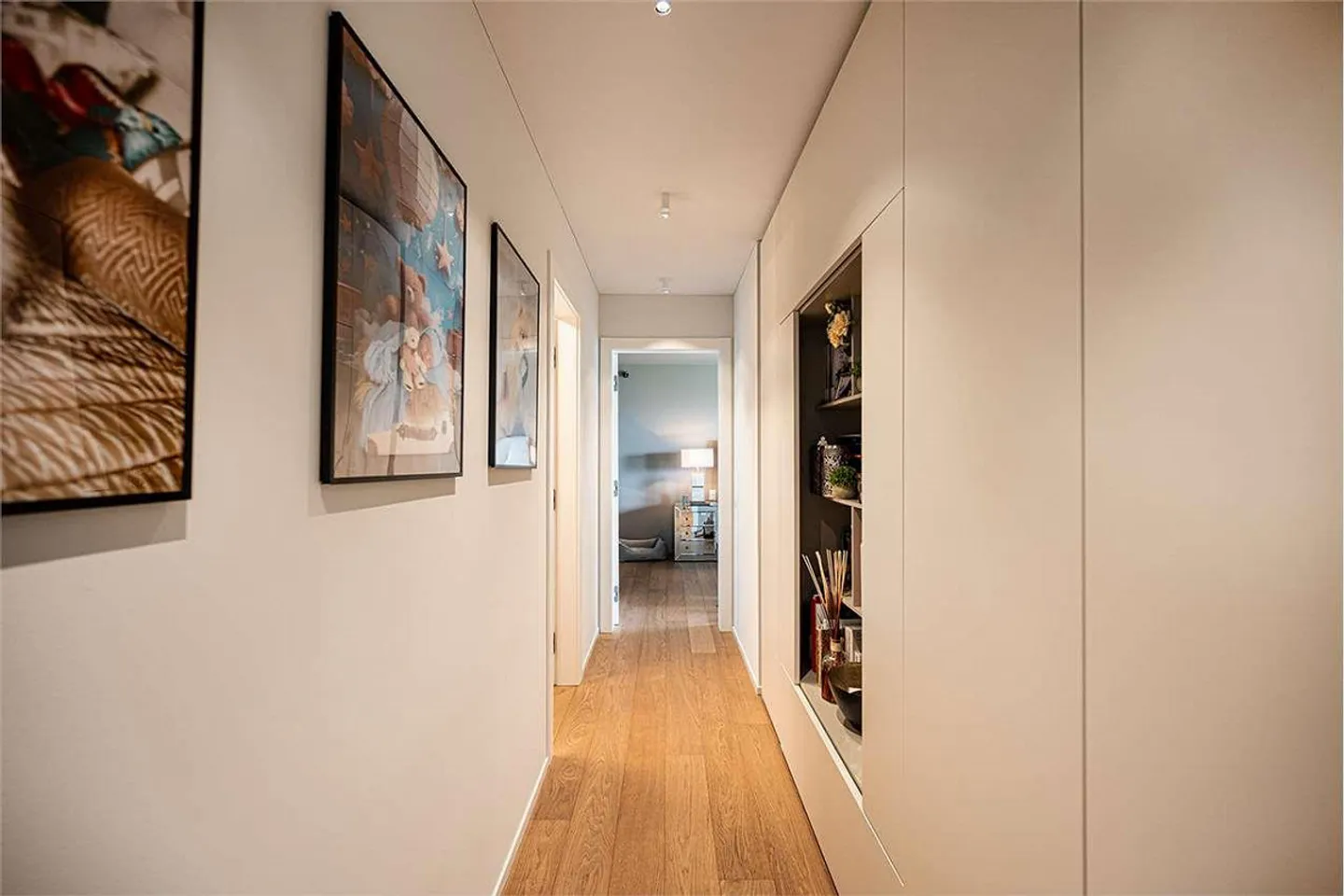 Elegante appartamento di 3,5 locali con vista lago - Foto 8 di 13