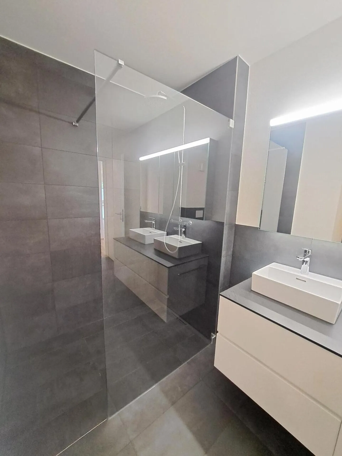 Magnifico appartamento nuovo di 3,5 locali con balcone - Foto 9 di 18