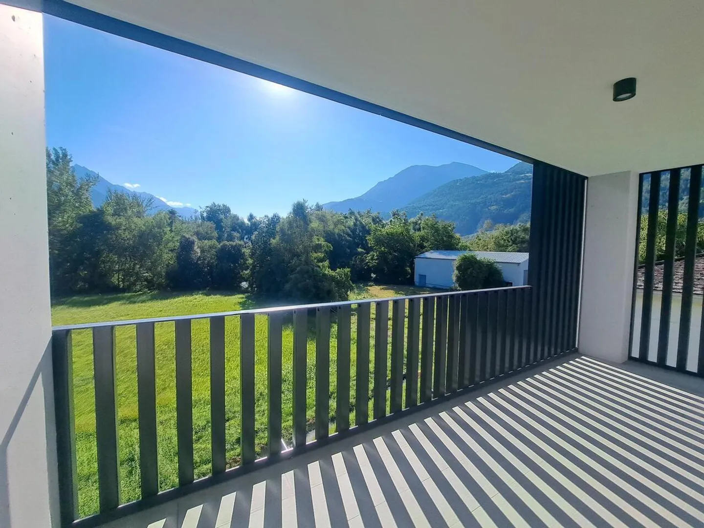Magnifico appartamento nuovo di 3,5 locali con balcone - Foto 15 di 18