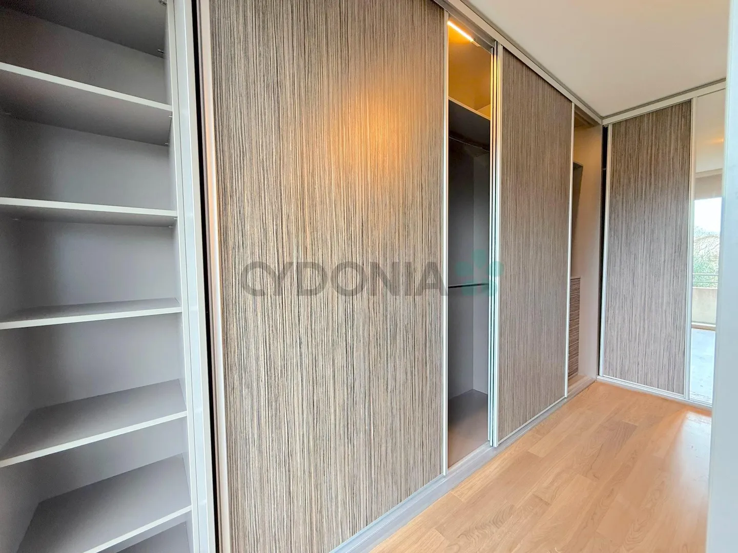 Duplex Penthouse in Plan-les-Ouates - Photo 5 of 8