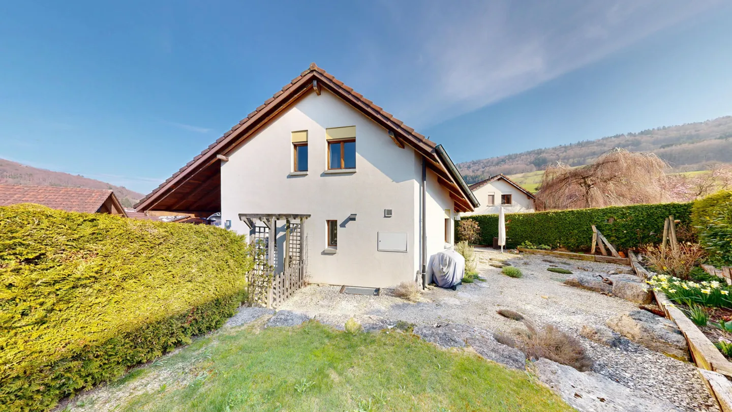 Charming, detached 7.5-room single-family house with carport - Photo 19 of 21