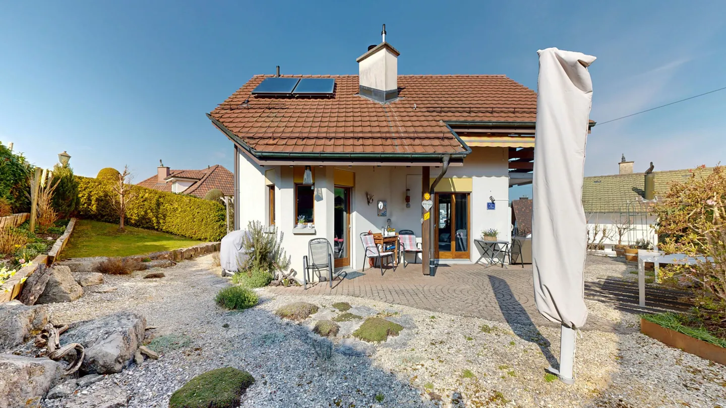 Charming, detached 7.5-room single-family house with carport - Photo 20 of 21