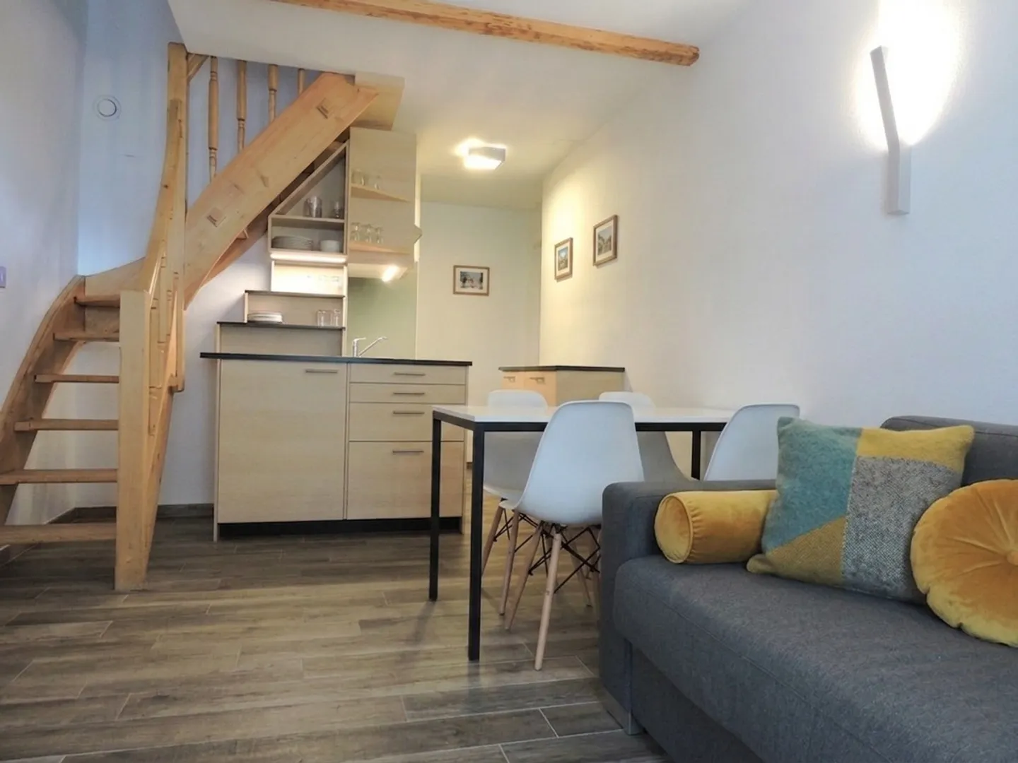 Duplex ristrutturato in vendita a Torgon con vista sulle montagne - Foto 2 di 6