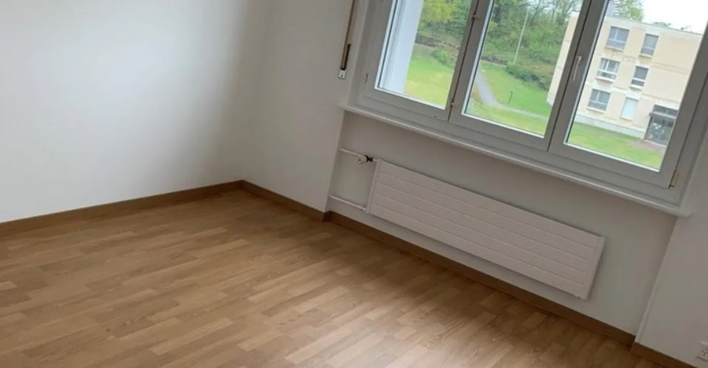 Charmante 3-Zimmer-Wohnung in Hauterive - Foto 2 von 6