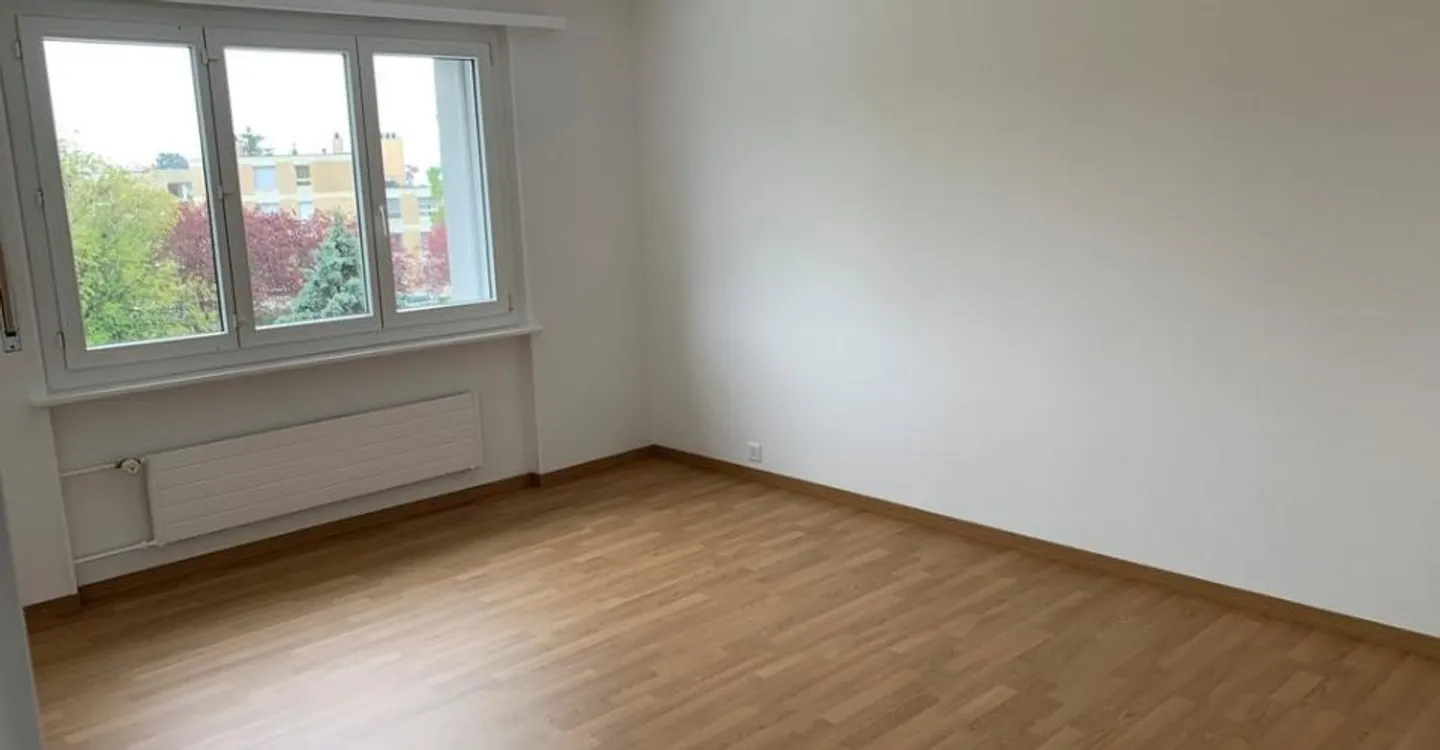Charmante 3-Zimmer-Wohnung in Hauterive - Foto 3 von 6
