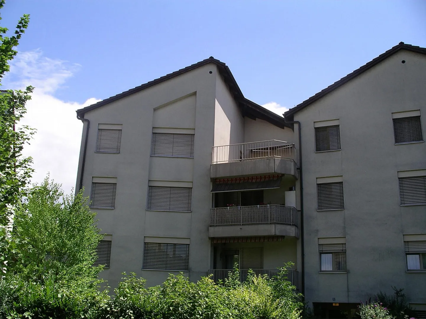 Living in the city-close Birsfelden - Photo 1 of 7