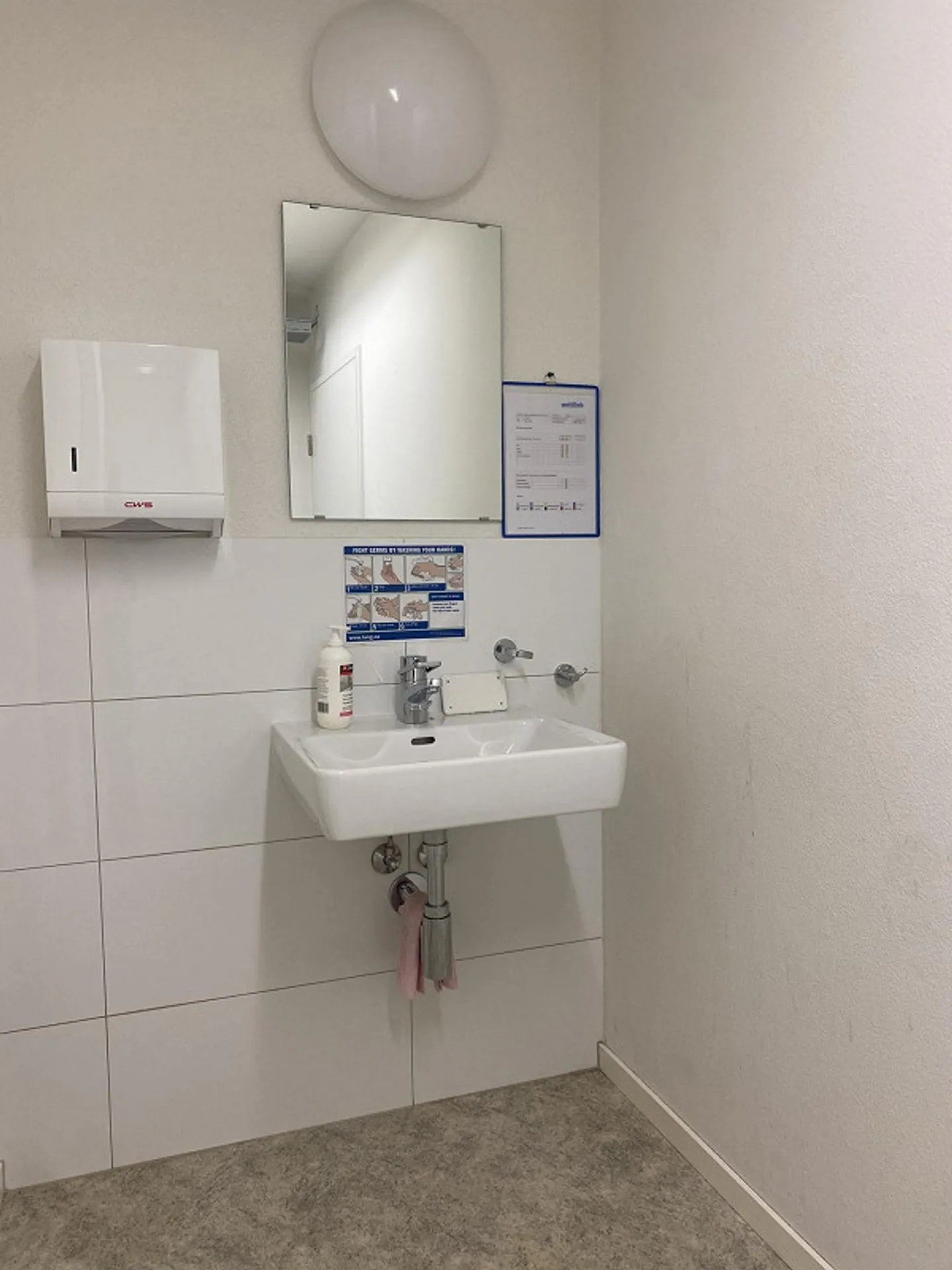 Il tuo futuro ufficio in una posizione centrale - Foto 7 di 8