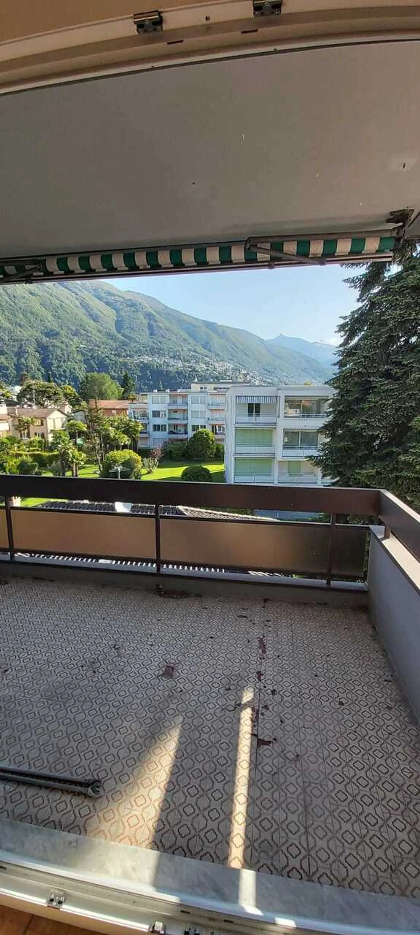 ASCONA, WIR VERMIETEN EIN STUDIO-APARTMENT - Foto 2 von 8