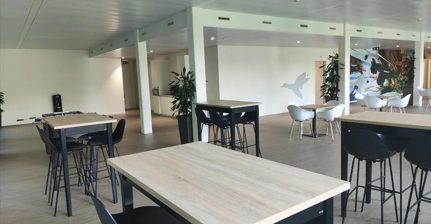 Mischgenutztes Gebäude mieten - Foto 1 von 5