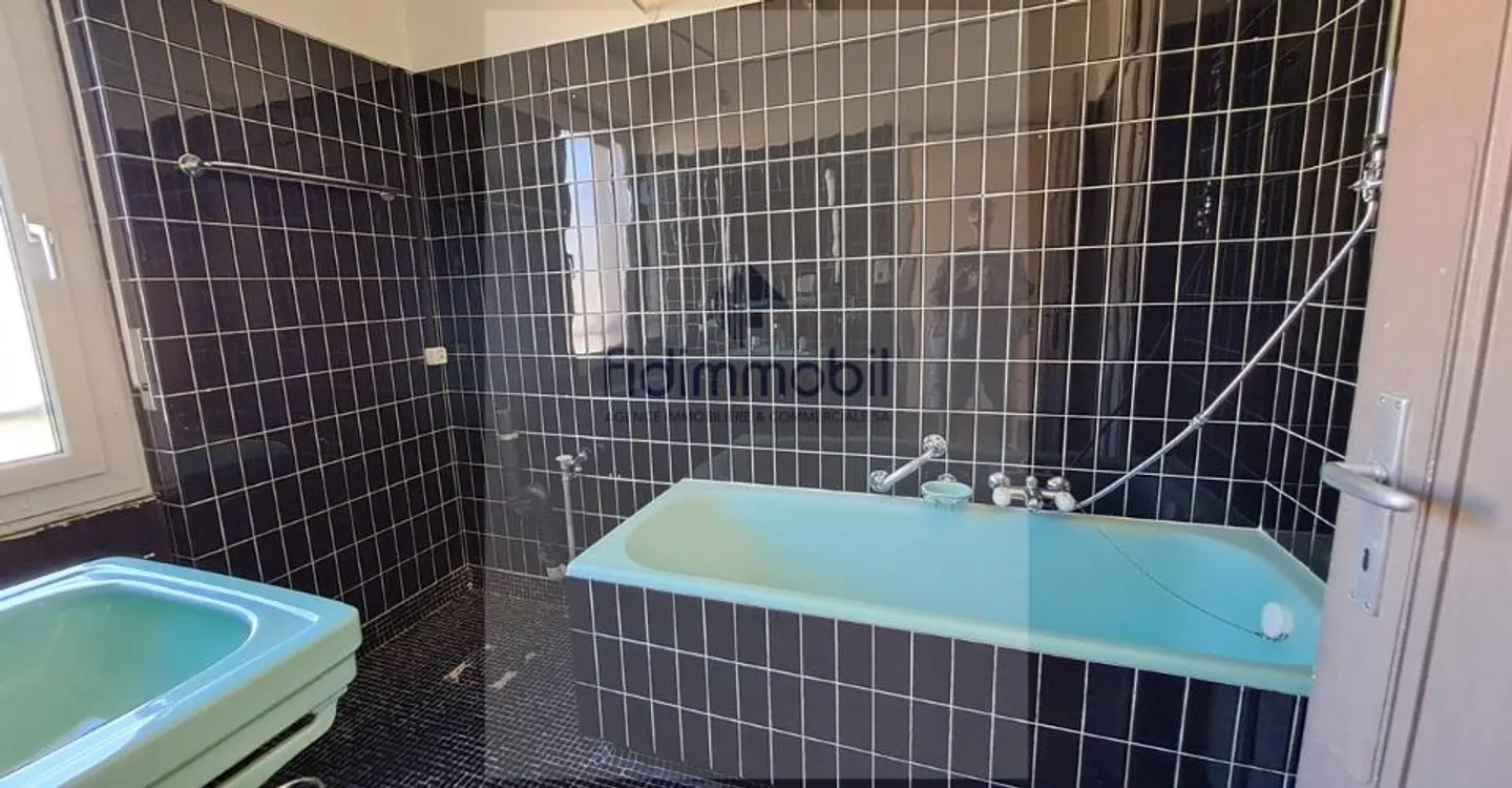 Maison Familiale Spacieuse - Photo 9 sur 12