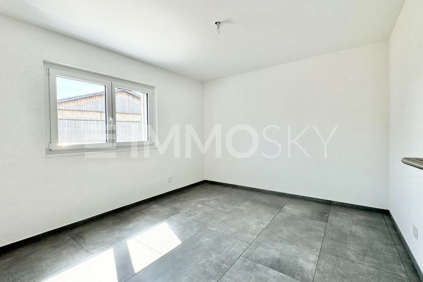 New 3.5-room apartment on the garden level 5 min from Delémont - Photo 3 of 5