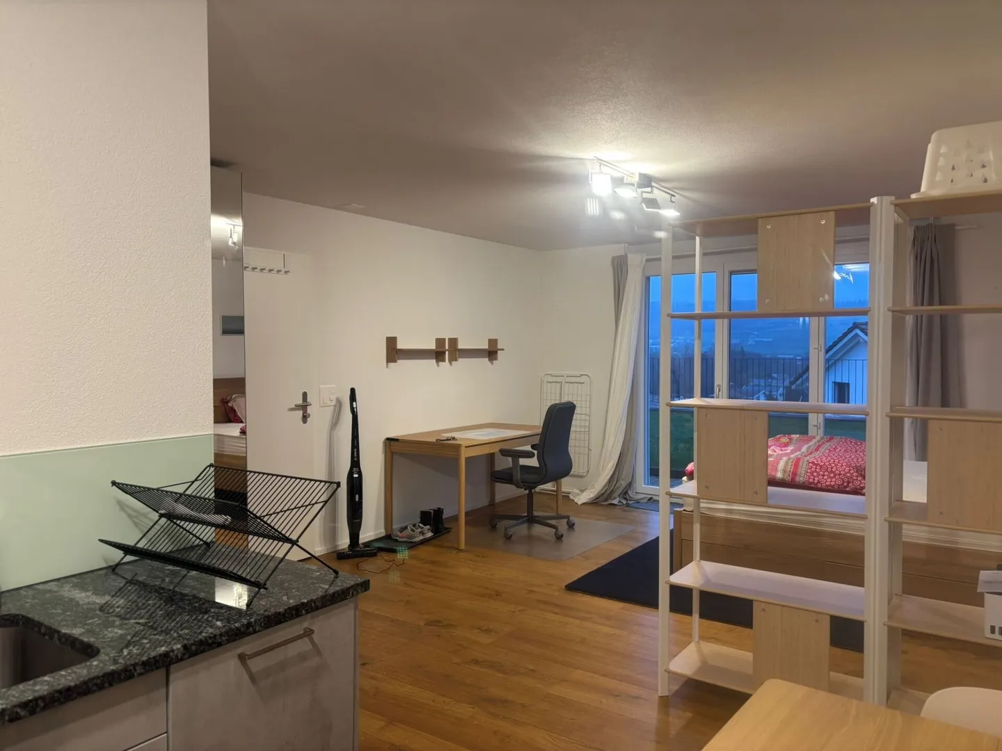 Quiet and Cozy Studio - Photo 3 of 8