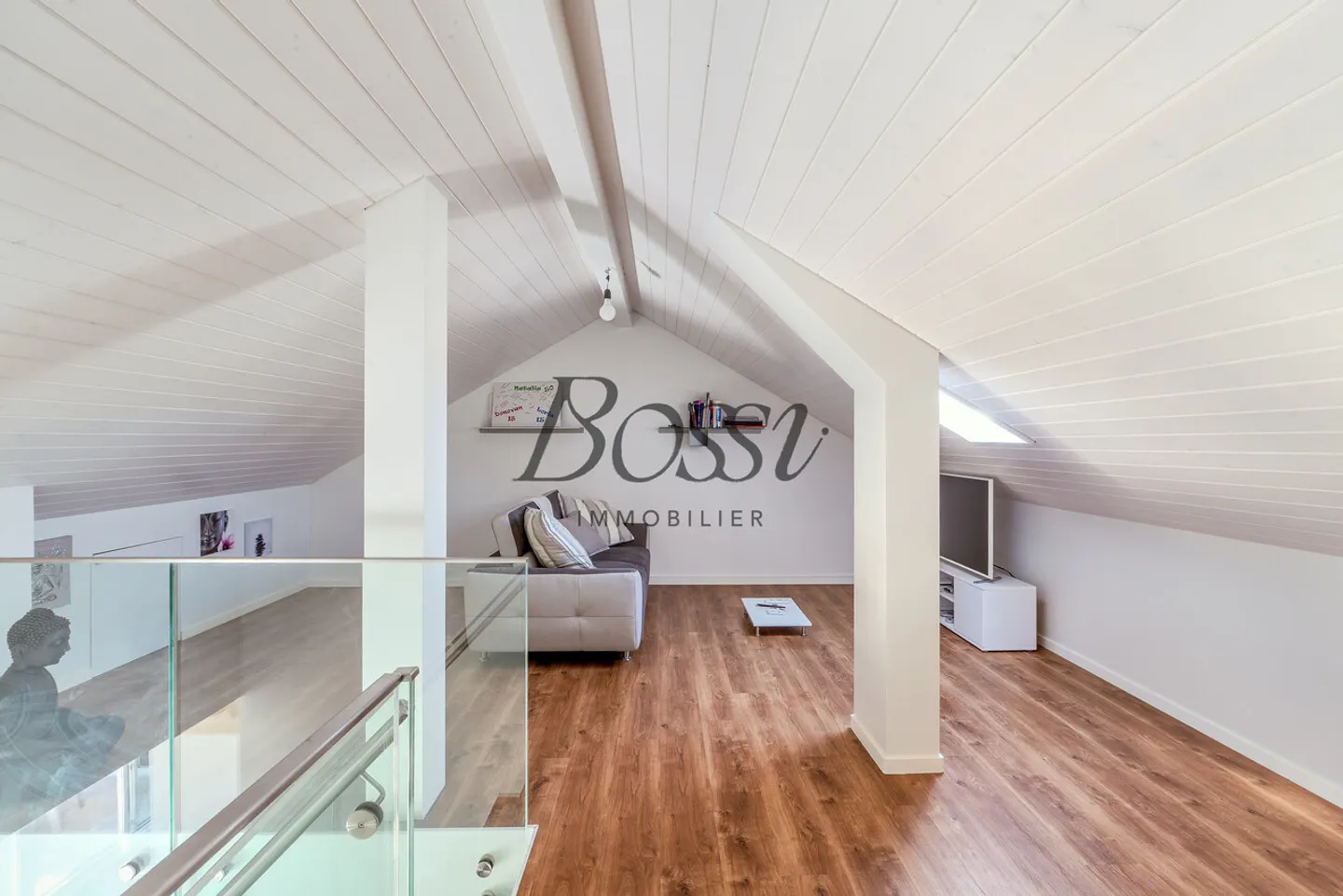 Spacious Duplex Apartment in Bussigny - Photo 12 of 13