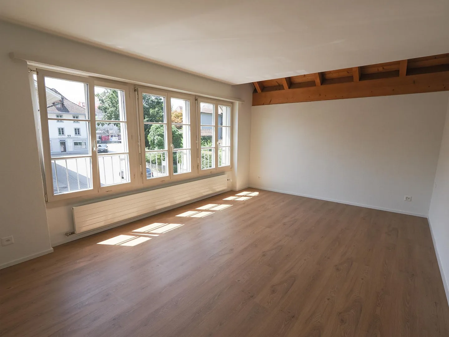 Appartamento duplex 5.5 stanze al 1° e 2° piano nel centro di Langenthal - Foto 5 di 10