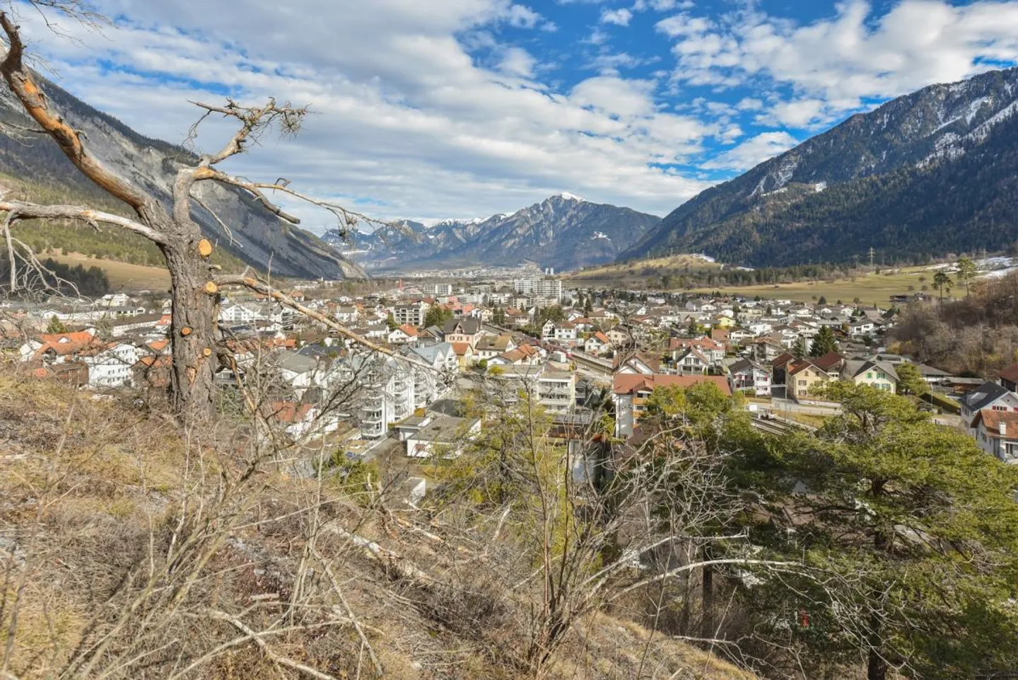 W302 | Attractive 3.5 room new apartment with highest comfort near the train station - Photo 7 of 8