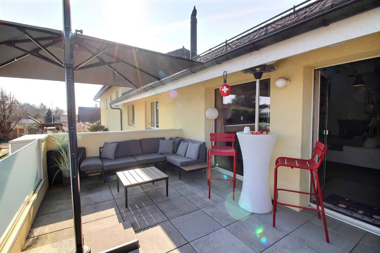 Extraordinary 6.5-Room Apartment (Loft Style) - Noble Materials and Volume - Photo 11 of 11