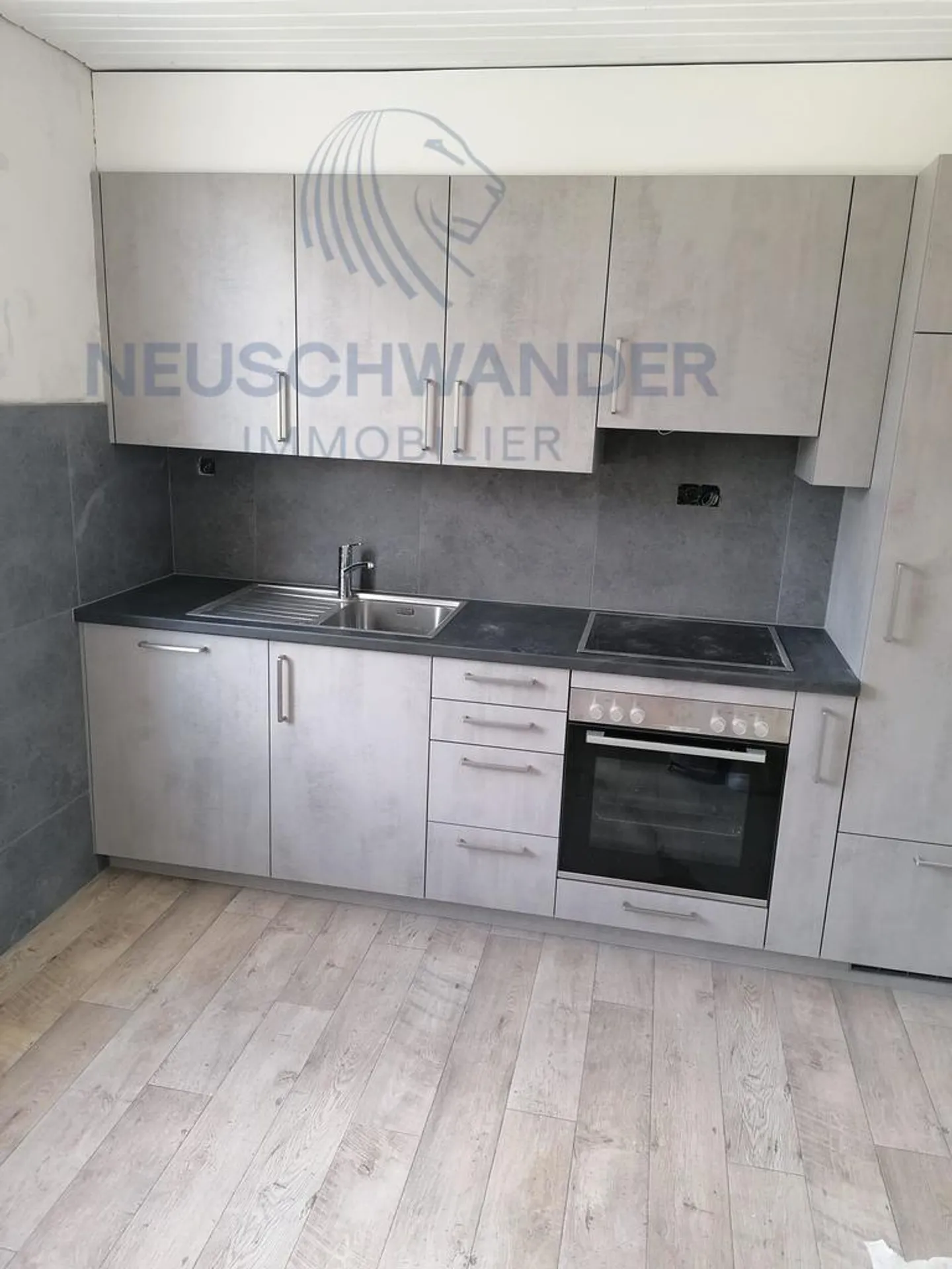 Apartment for rent - Photo 3 of 14
