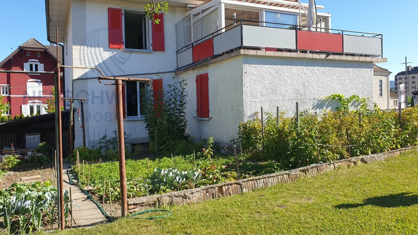 Apartment for rent - Photo 1 of 14