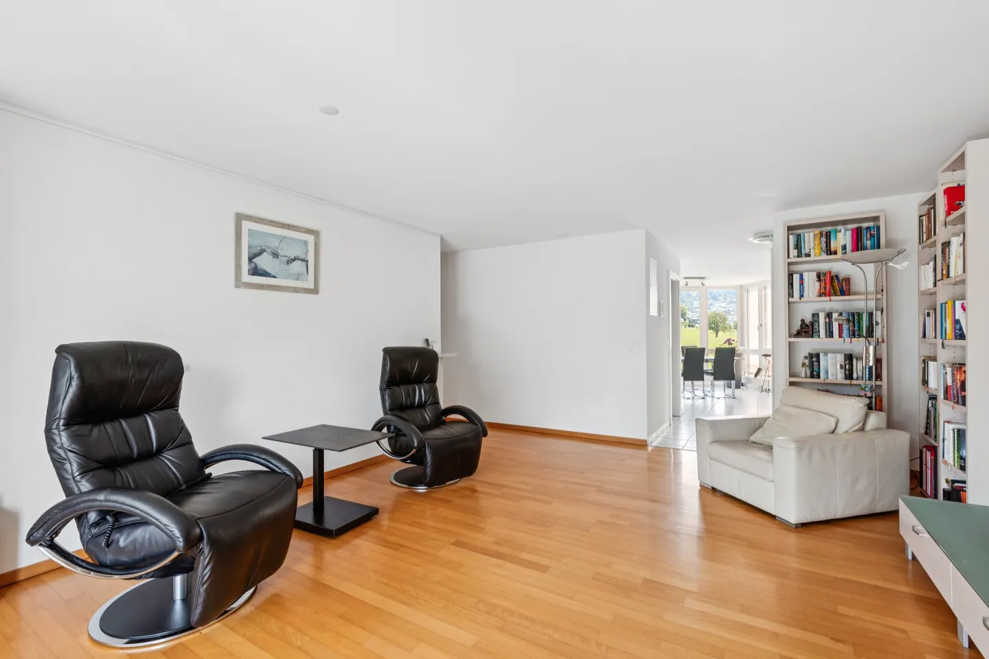 Exclusive living with a magnificent roof terrace - Photo 3 of 9