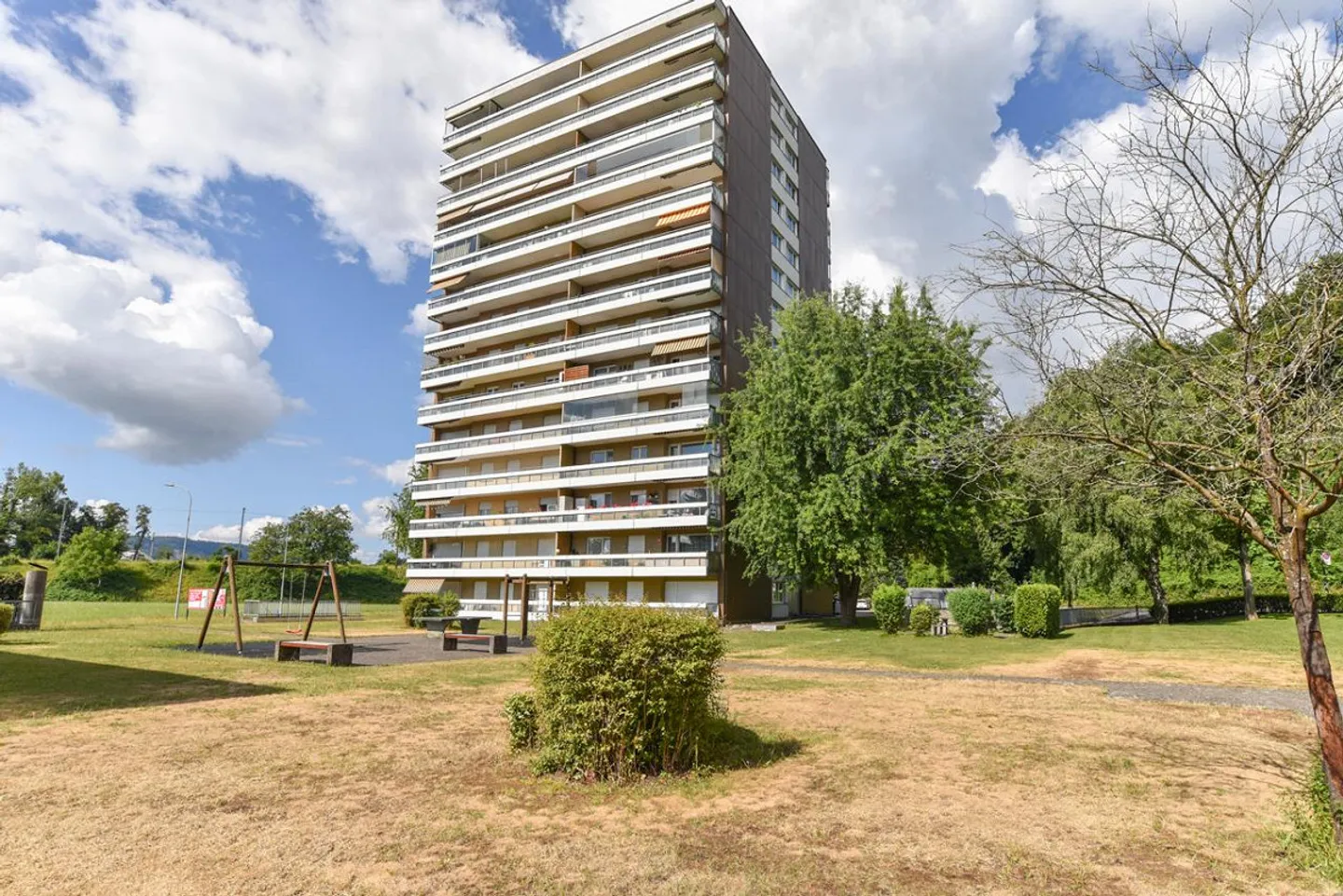 Preiswerte Wohnung mit grosszügigem Balkon - Foto 3 von 16