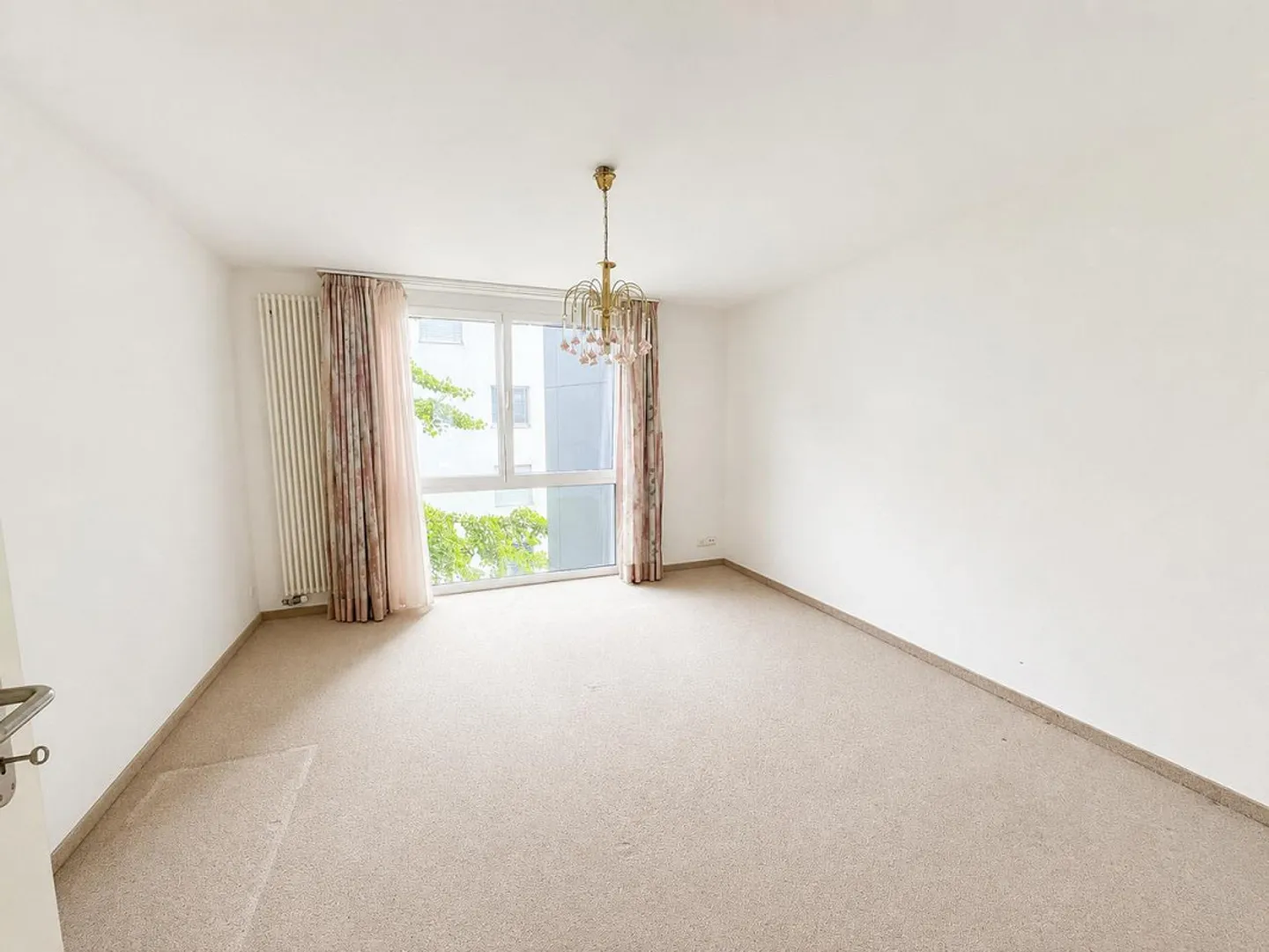 Bright condominium near school and Cholfirst in Feuerthalen ... - Photo 6 of 19